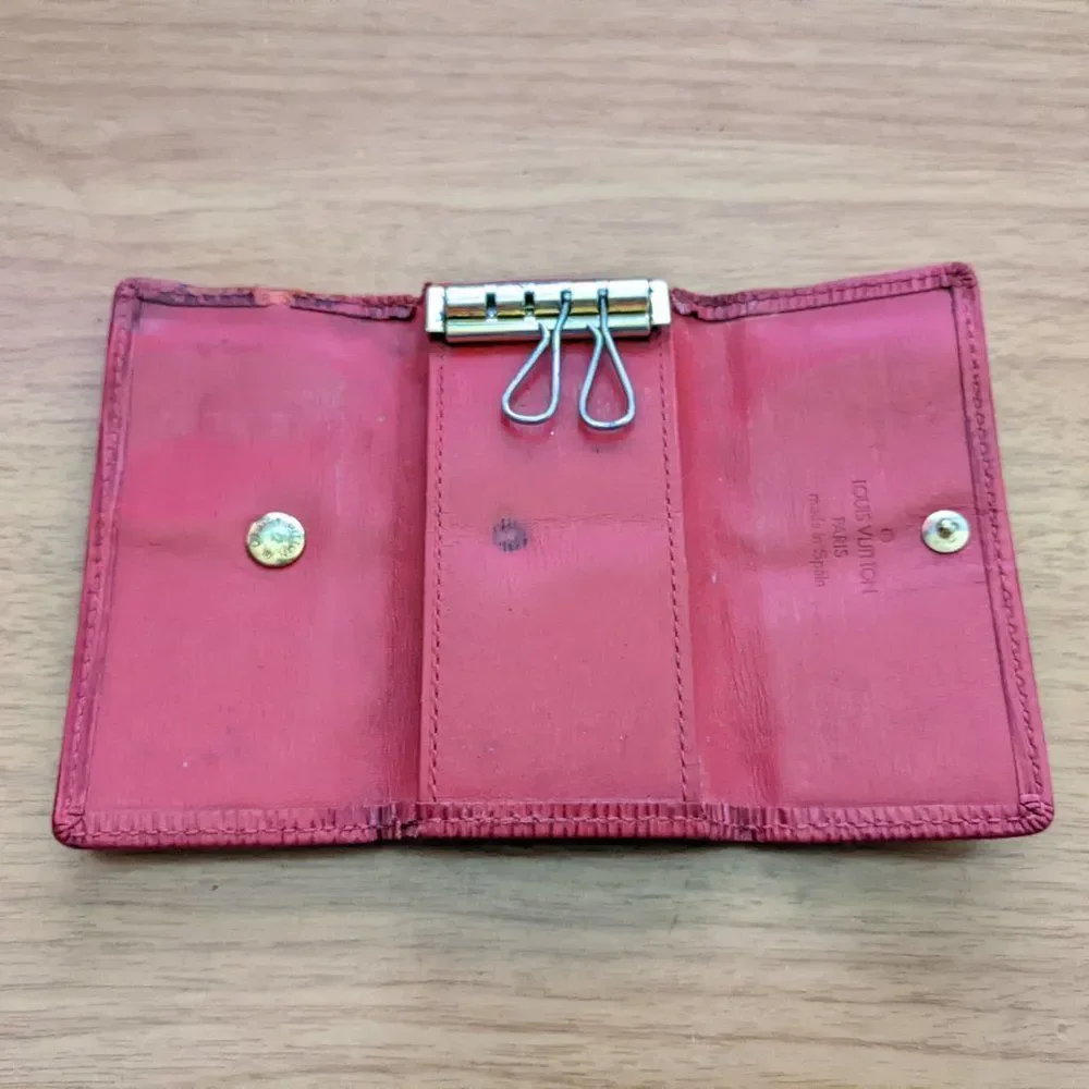 Louis Vuitton Epi Key Holder/Wallet #1144💥PRICE DROP💥